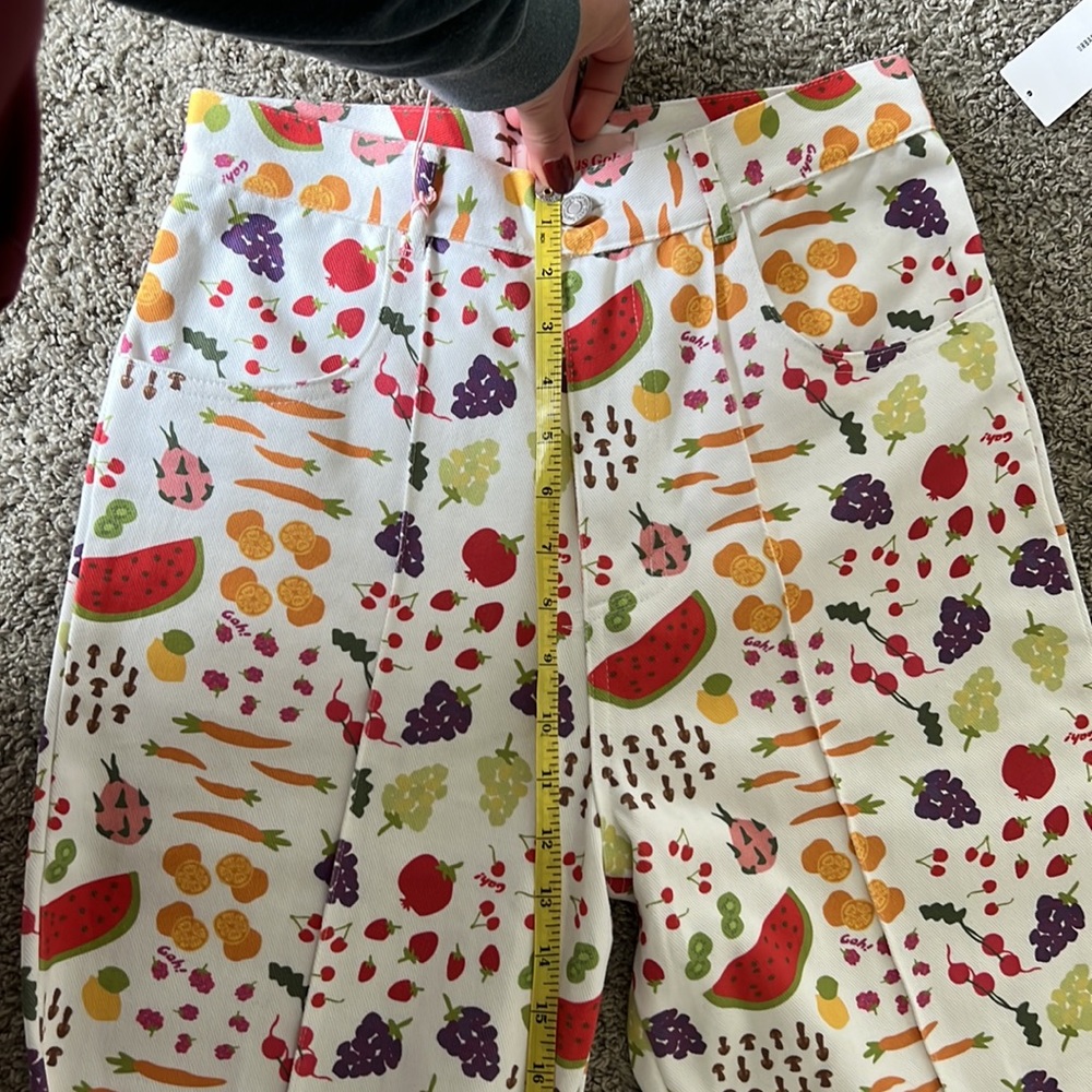 SOLD Lisa says gah farmers market pants jeans fruit print robyn - Picture 10 of 11